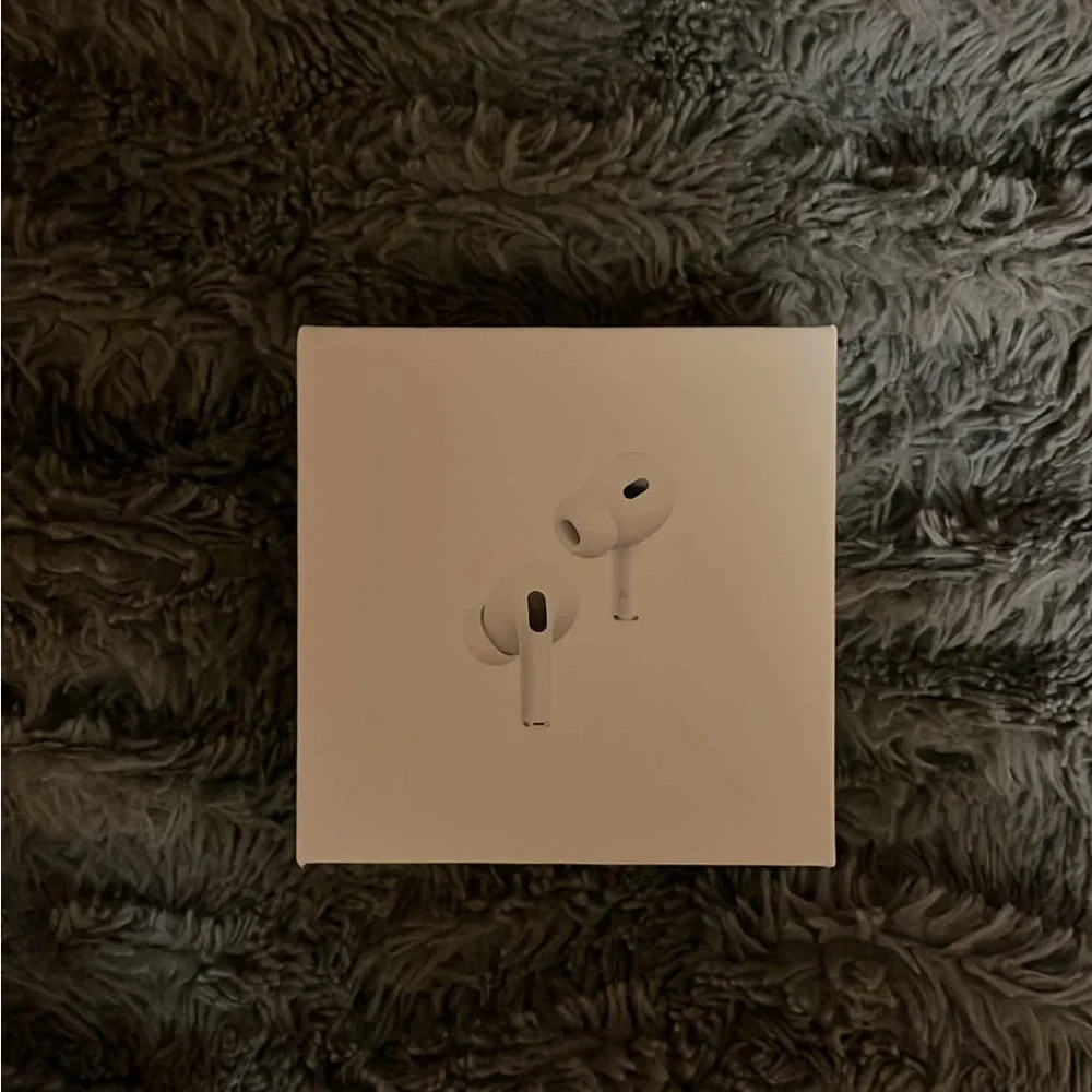 Apple AirPods Pro Wireless Earbuds